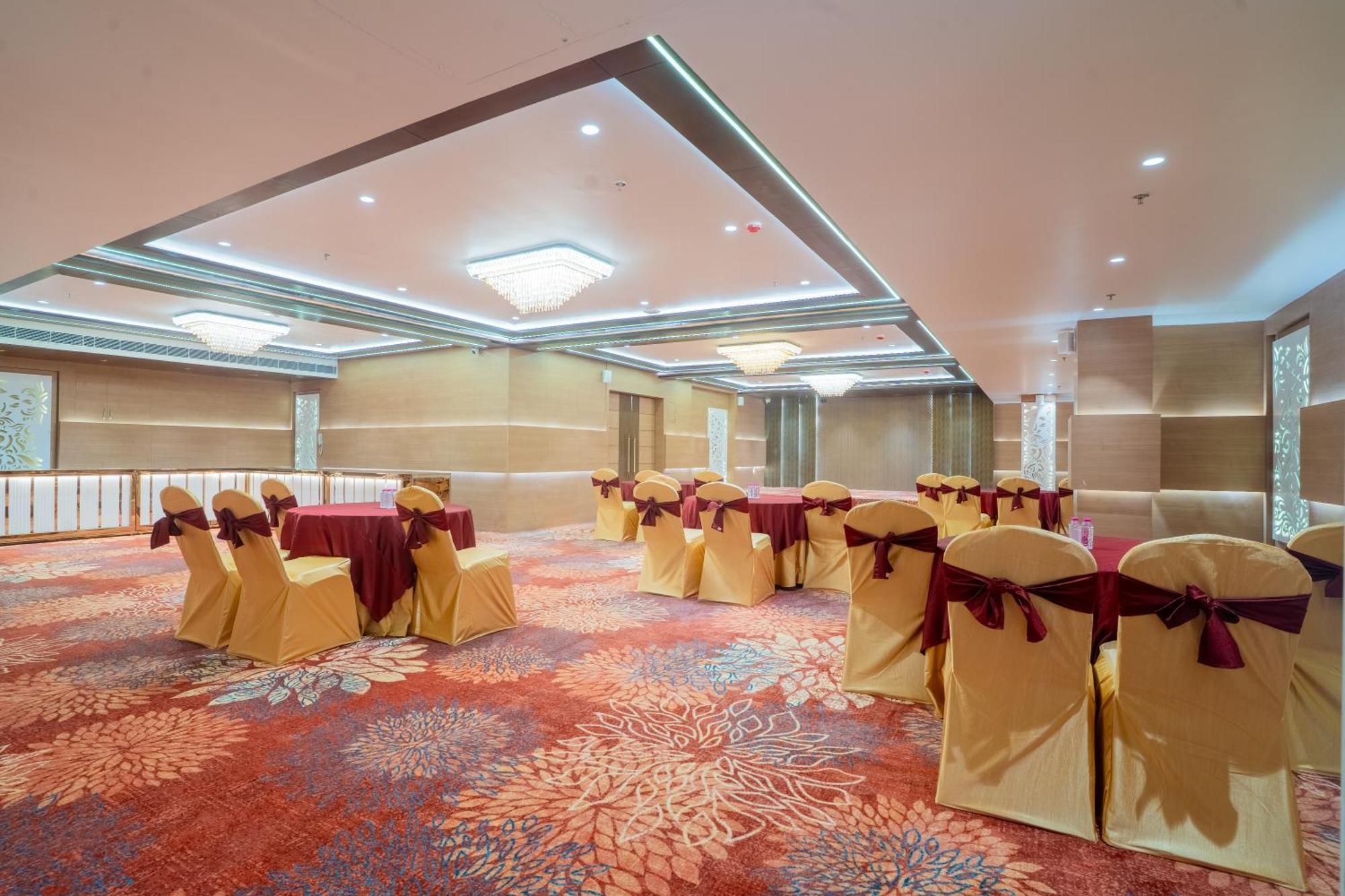 Hotel Royal Prime ชัยปุระ ภายนอก รูปภาพ